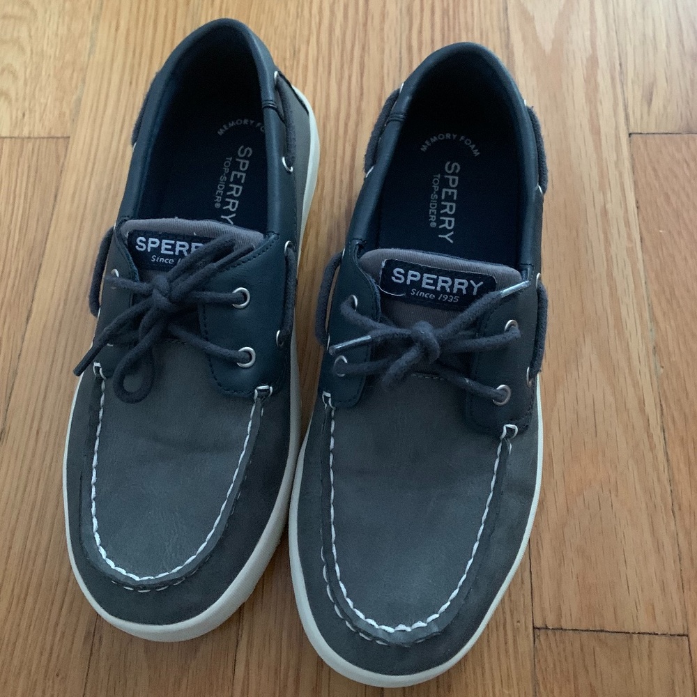 Boys Sperry’s